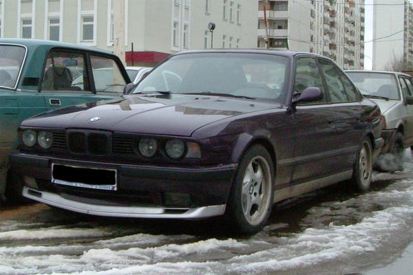 BMW M5 (E34)