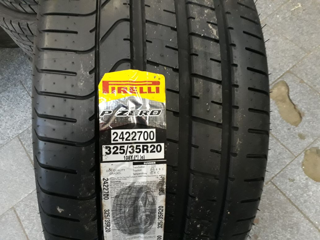 PirelliPZER_285_40_20_104Y(2).jpg