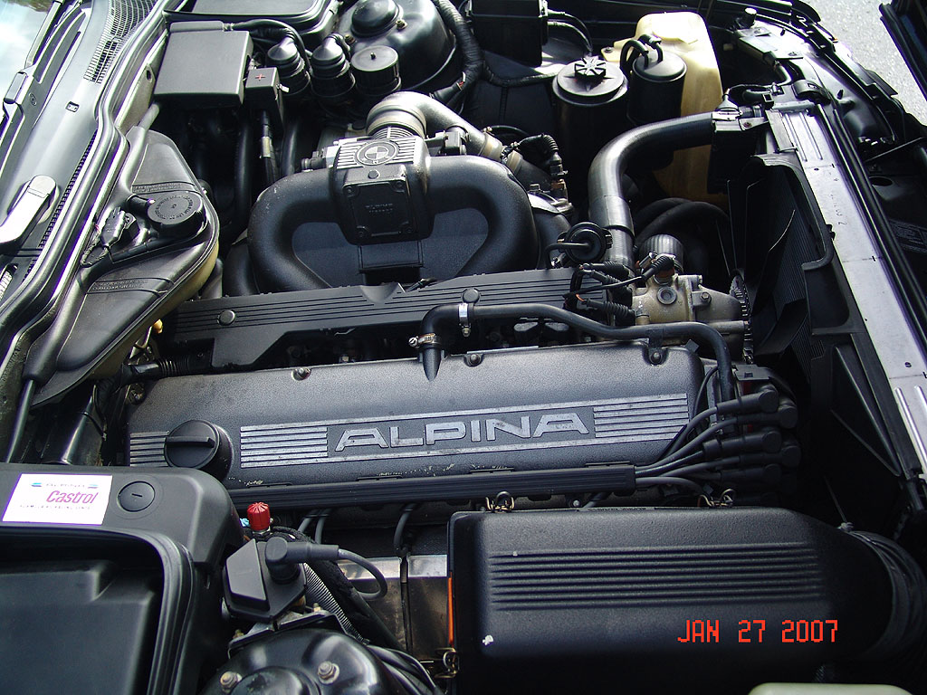 Двигатель м 35. Alpina e34 мотор. БМВ е34 Альпина мотор. BMW e34 Альпина двигатель. БМВ е34 м30.